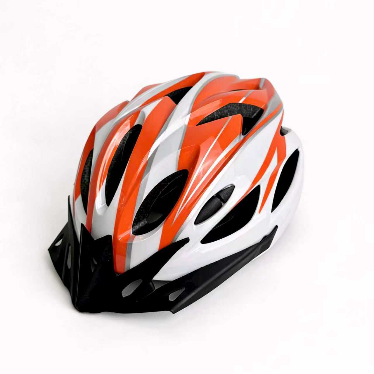 Casco da Ciclista Ultra-Legger - Cycling Gear Essentials recensione e prezzo